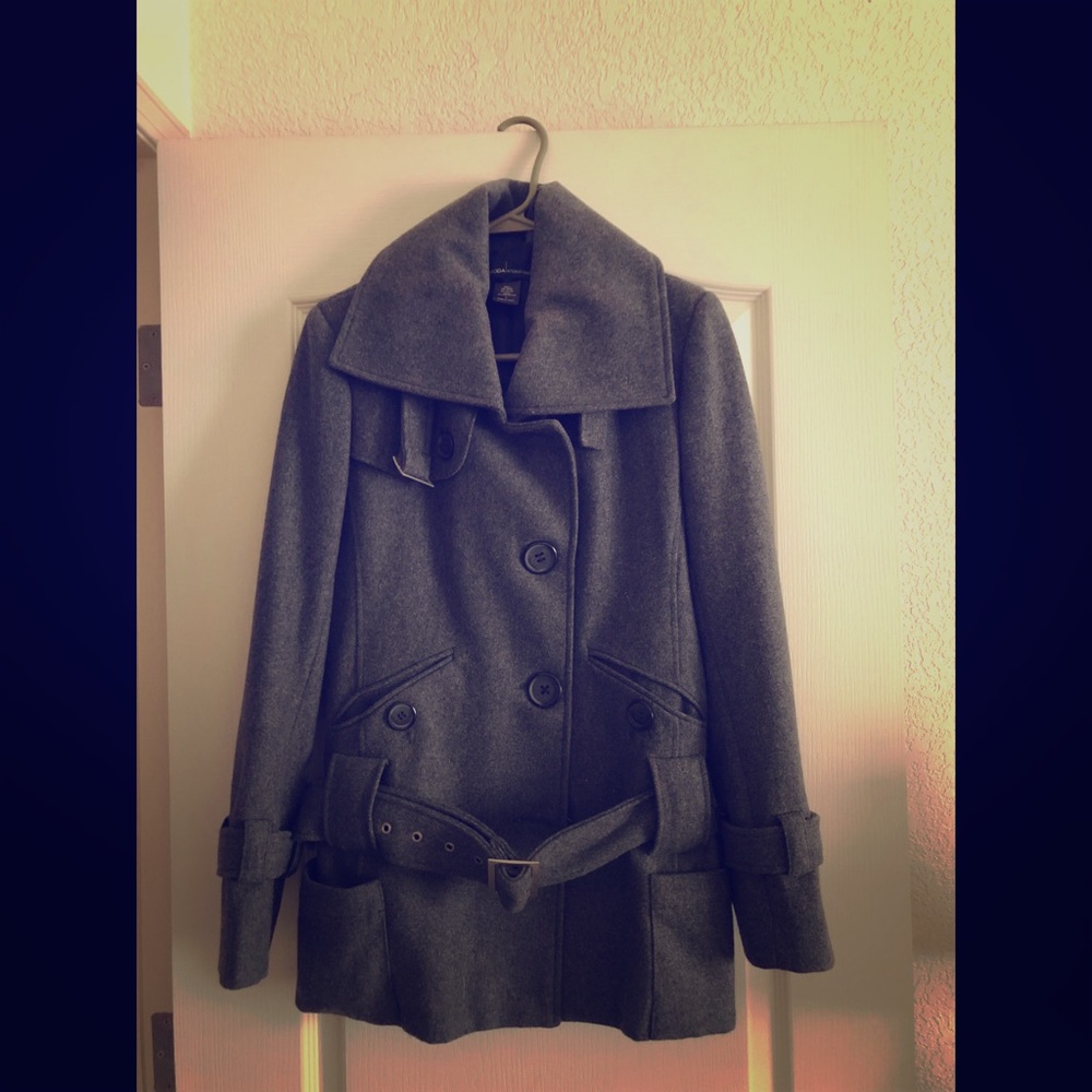 Winter wool coat in color gray.